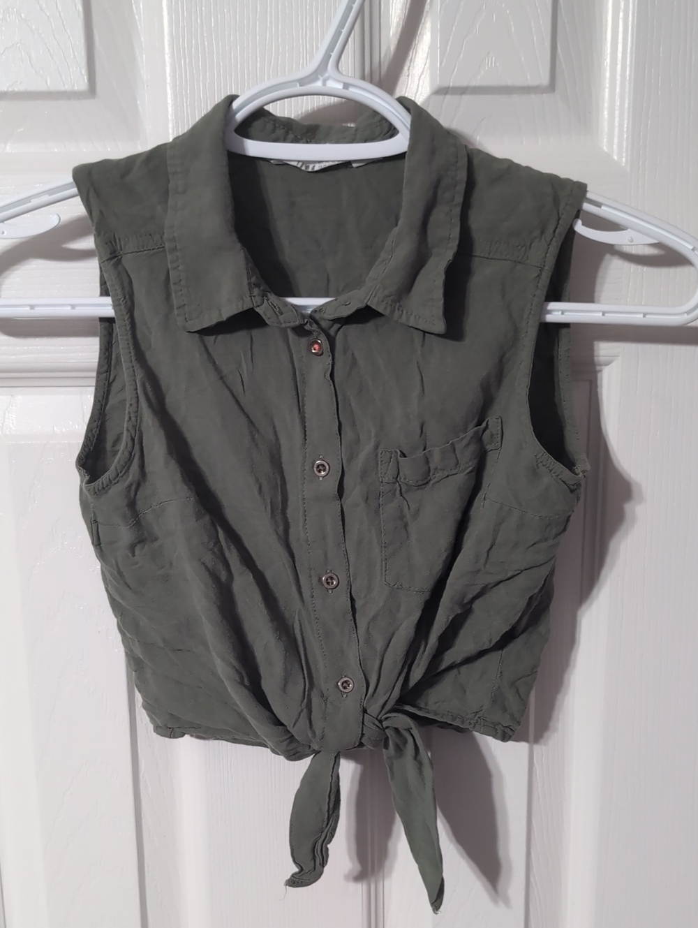 H&M Olive Green Sleeveless Tie-Front Button Shirt